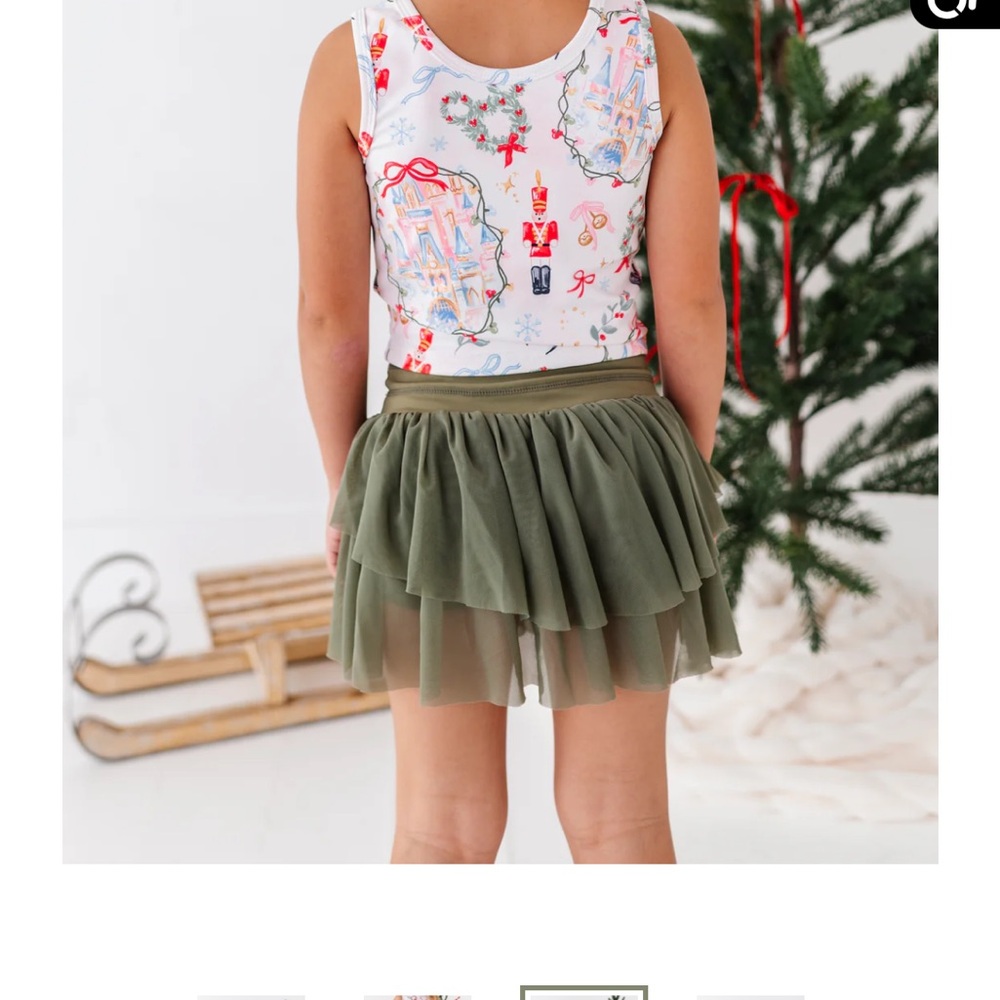 Adorable Girls Christmas set! - Picture 4 of 11